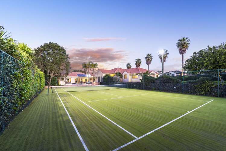 9 Burgundy Park Avenue Henderson_28