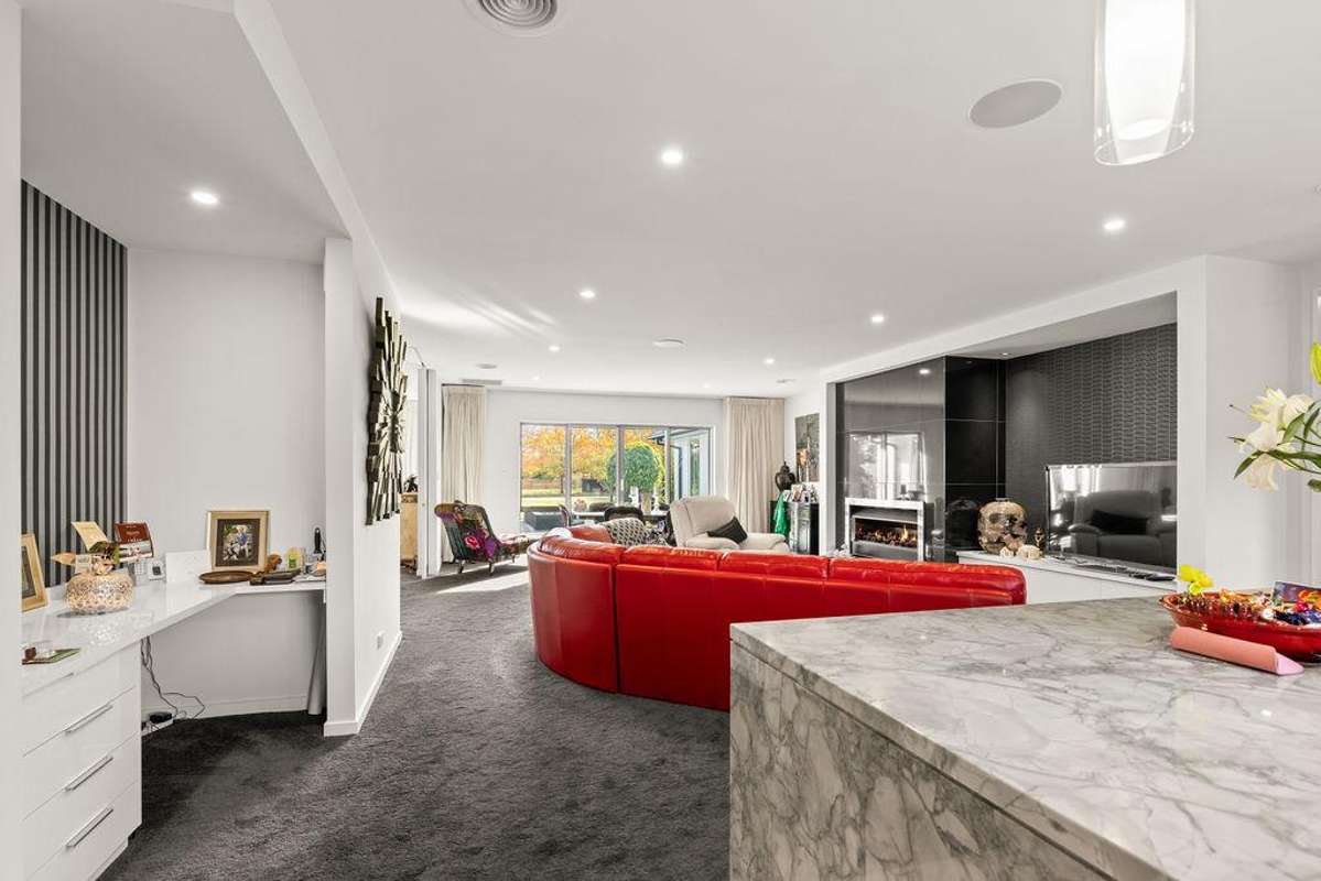 92 Hodgens Road_4