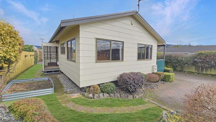 18a Whitworth Road Utuhina_13