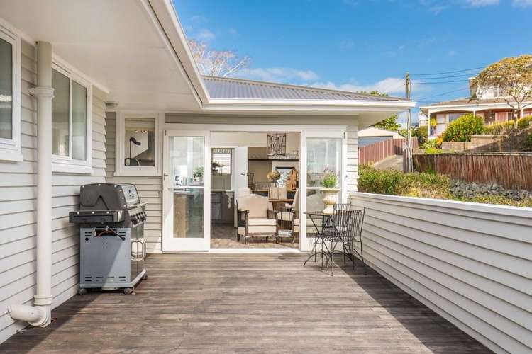 10 Kiwi Esplanade Mangere Bridge_24