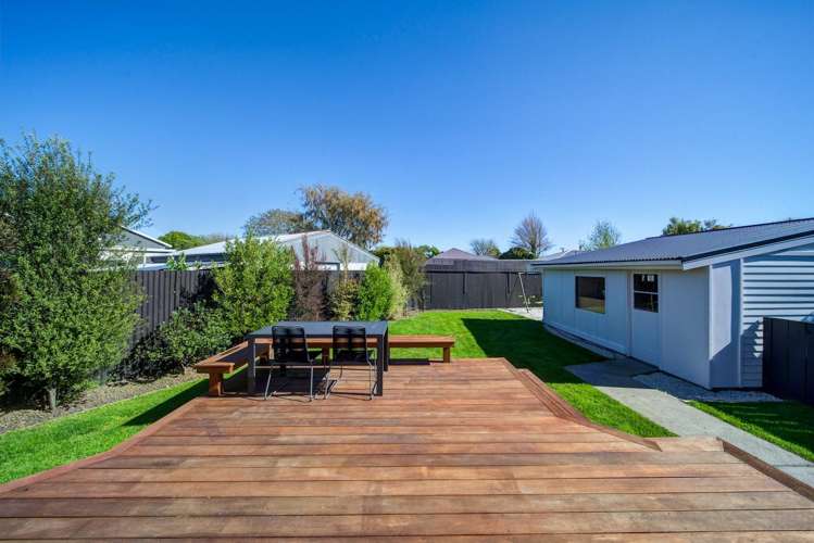 9 Stanbury Avenue Somerfield_24