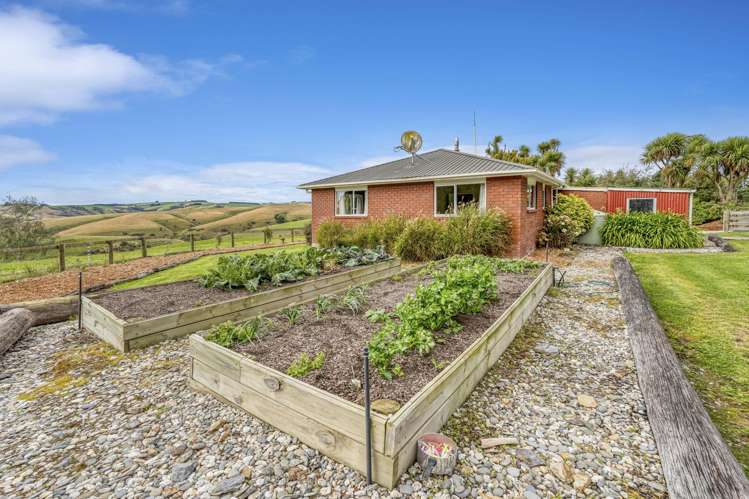 190 McCulloch Road Awamangu_18