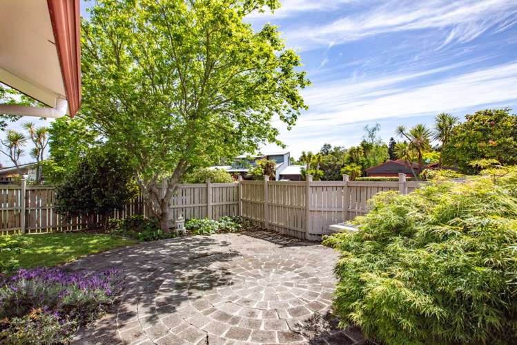 4 Sharpley Place Chartwell_25