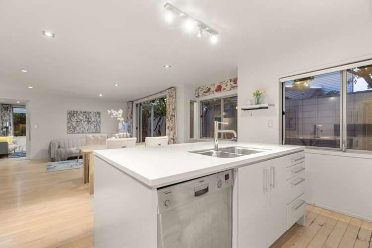 9c Clarke Road Onehunga_13