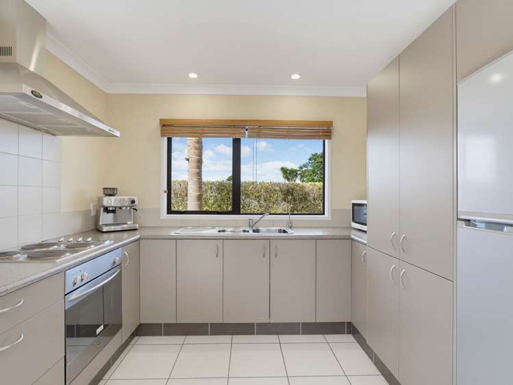 103 Ngaio Drive Matarangi_10