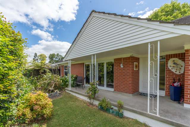 7 Eton Drive Hillcrest_1