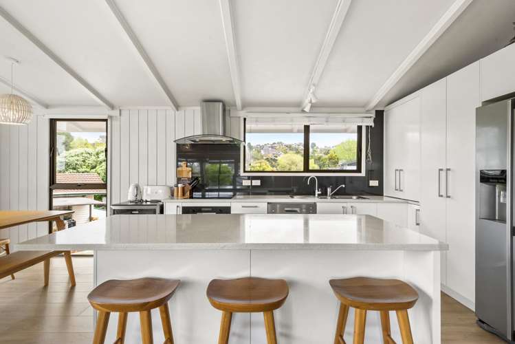 18 Macnay Way Murrays Bay_12