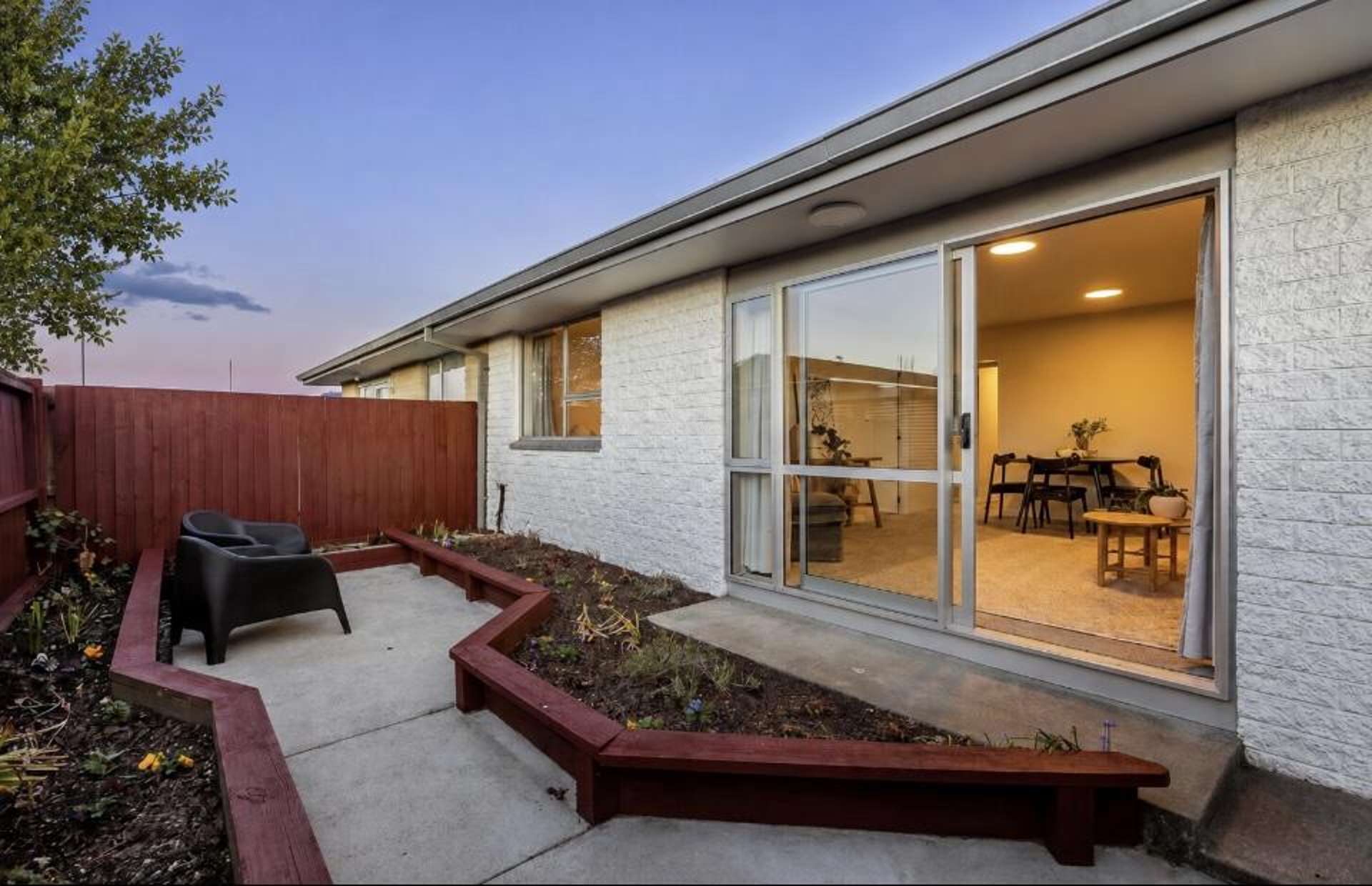 2/20 Oakhampton Street Hornby_0