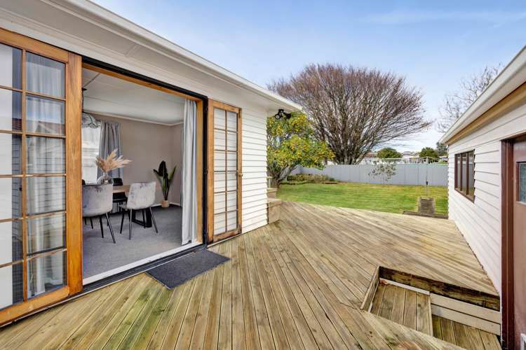 14 Karaka Street Merrilands_16