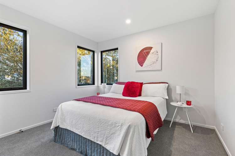 11 Fitzherbert Avenue West Harbour_16