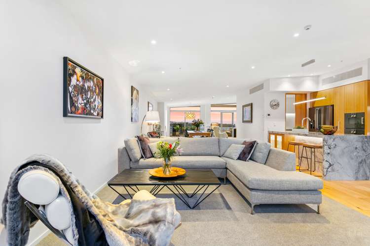 204/585 Beach Road Rothesay Bay_7