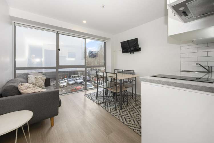2L/147 Hobson Street_0
