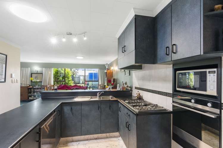 9 Chrystall Street Foxton Beach_7