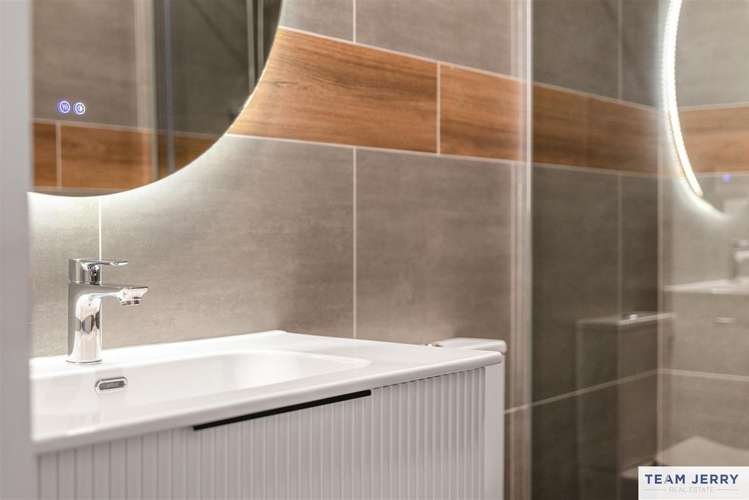 51 Whare Kauri Road Takanini_19