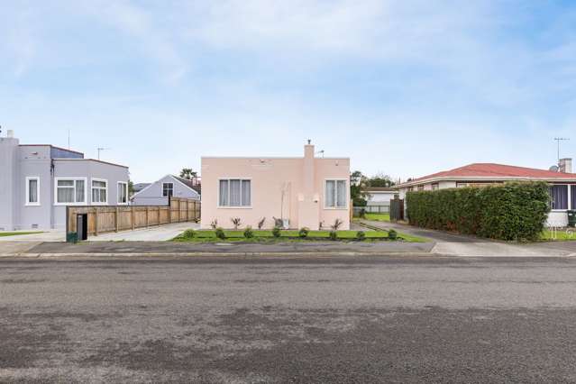 21 Rewa Street Takaro_1