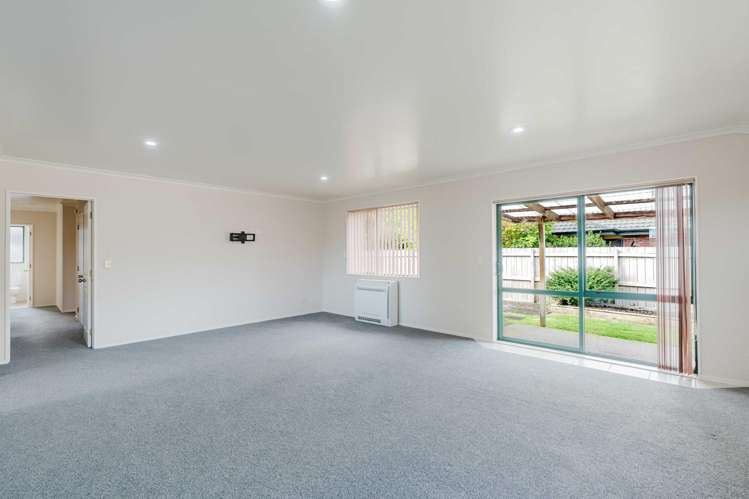 9 Kirk Close Rototuna_6