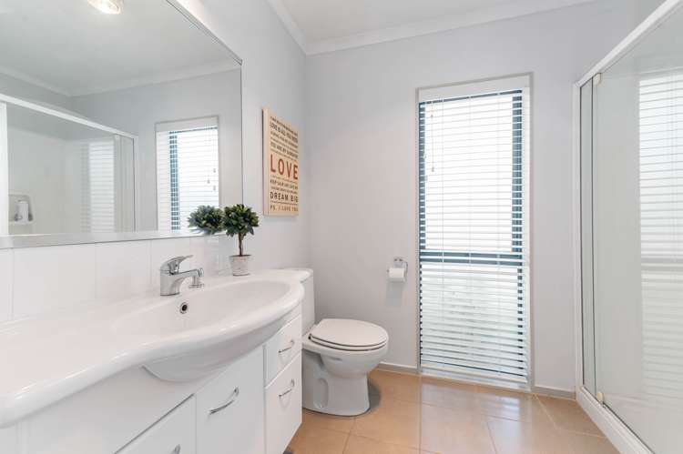 17 Great West Road Westbrook_14