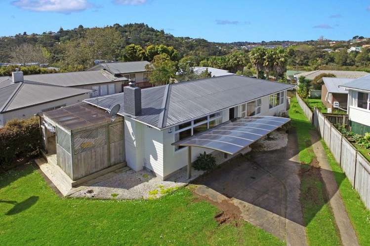 91 Lauderdale Road Birkdale_4