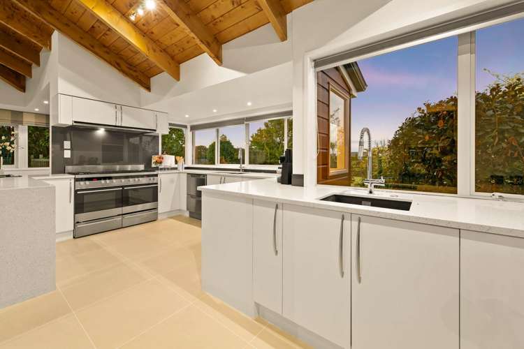 18 Burgundy Park Avenue Henderson_5