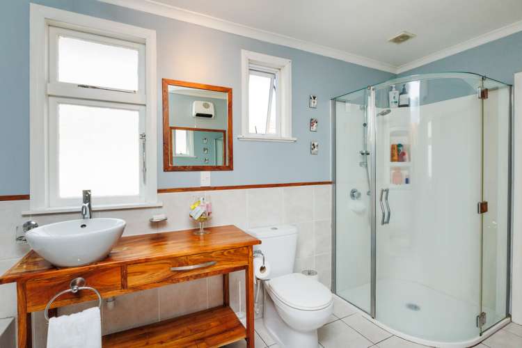 7 Vernon Avenue Takaro_15