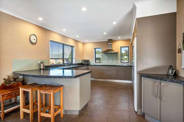 73B Cressida Avenue Stratford_1