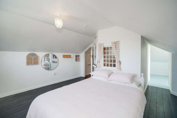 25 Burrows Street Bluff_25