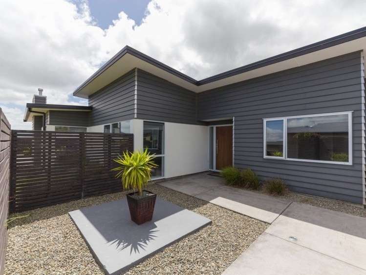 171 Pacific Drive Fitzherbert_22