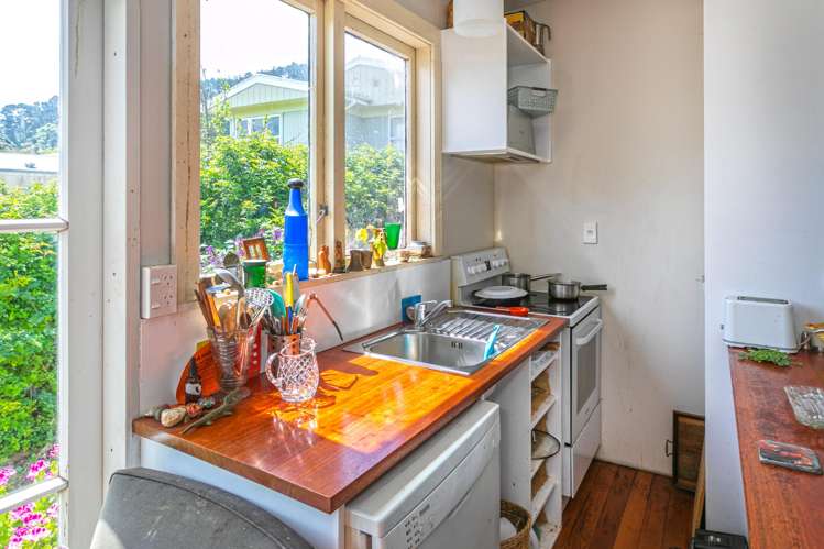 A & B/201 Robert Street, Tararu, THAMES_5