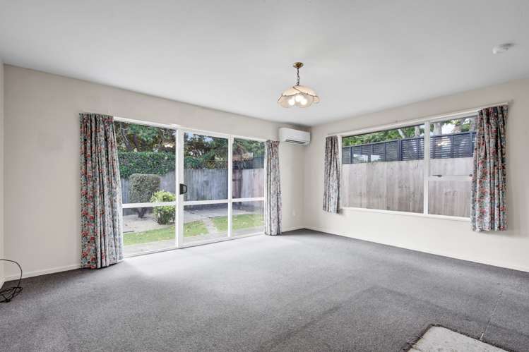 2/86 Aorangi Road Bryndwr_6