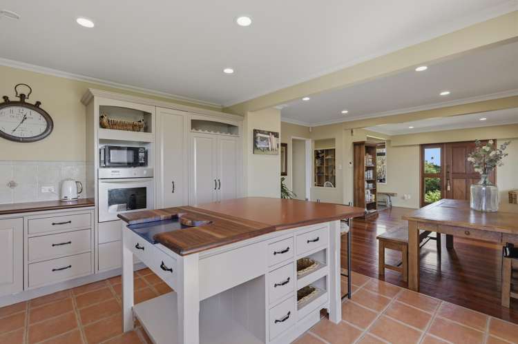 7 Apex Way Ohauiti_11