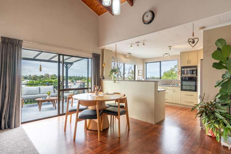 13 Houhere Place Pukete_5