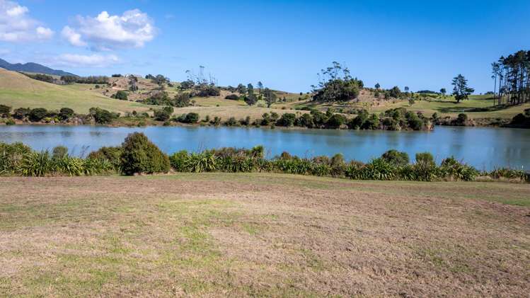 60 Omahina Street Raglan_4