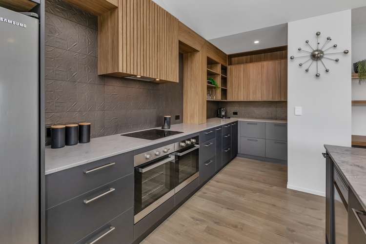 46 Weir Crescent Onerahi_11