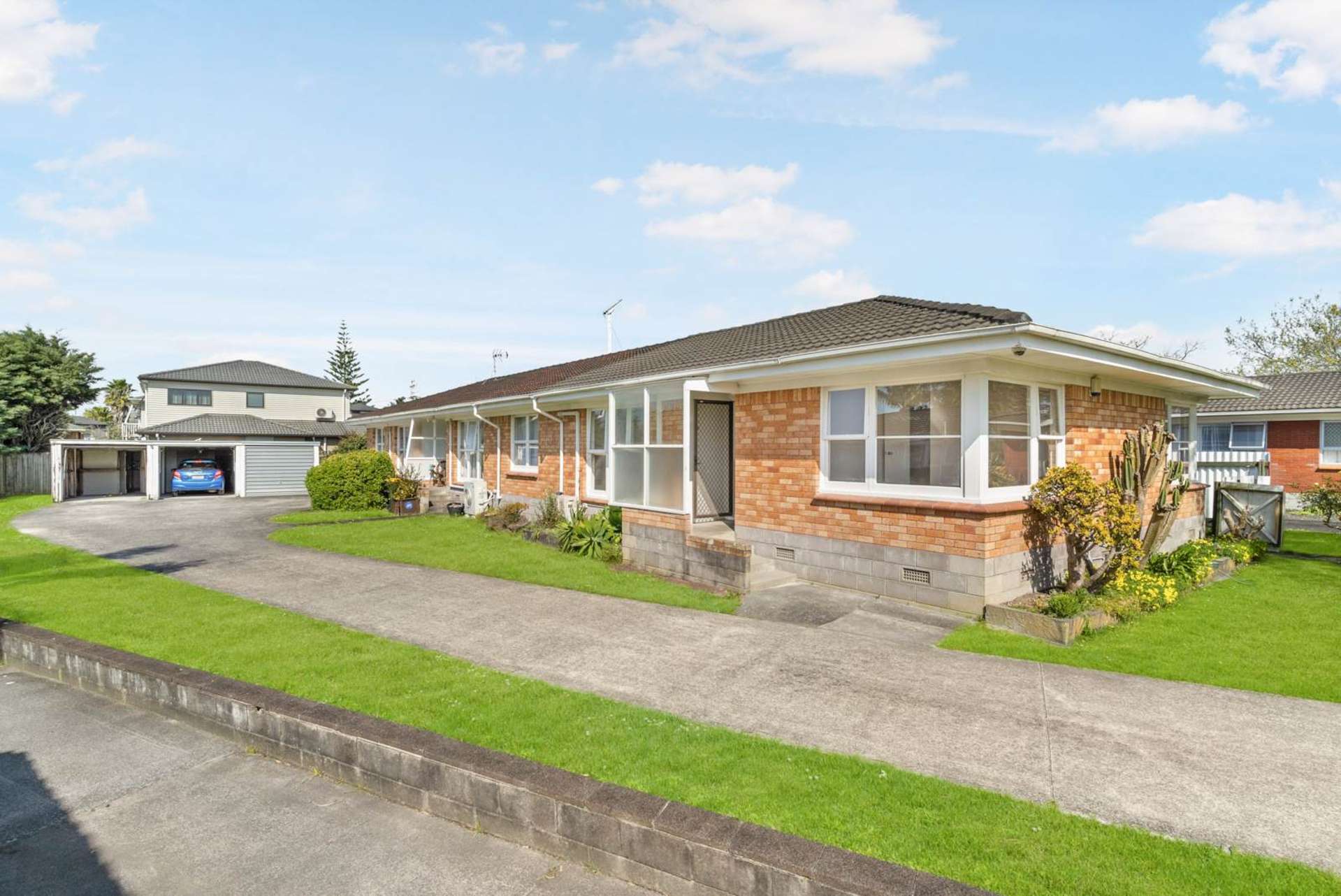 1/7 Halcyon Place Papatoetoe_0