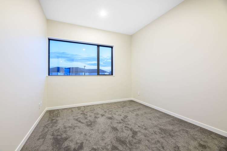 12 Willowherb Lane Hobsonville_16