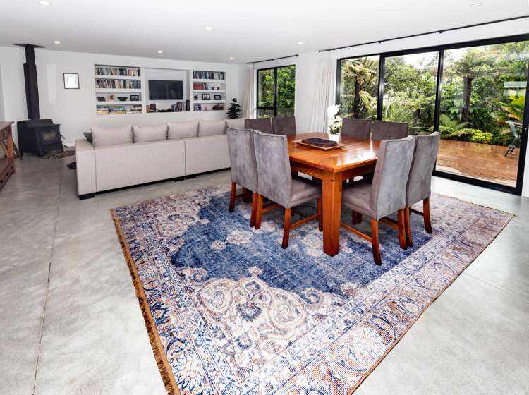 23 Pandora Avenue Camerons_6