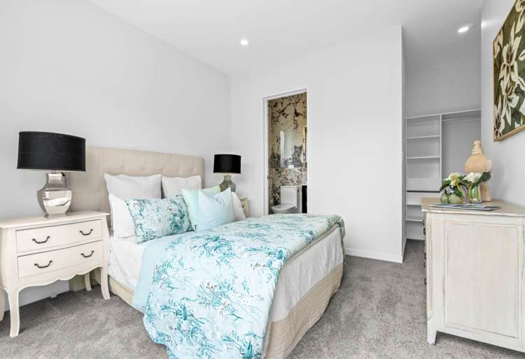 30 furlough road Opaheke_13