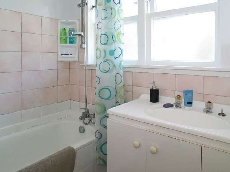 54 The Drive Tawa_10