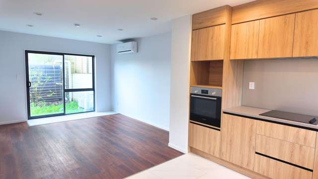 44D Cyclarama Crescent Massey_1