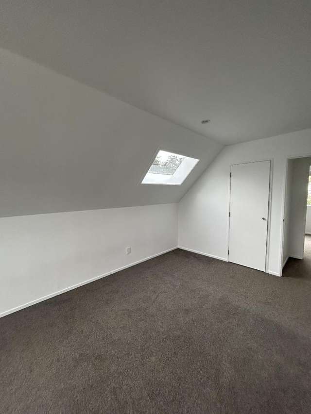 224A Old Farm Road 1074_4
