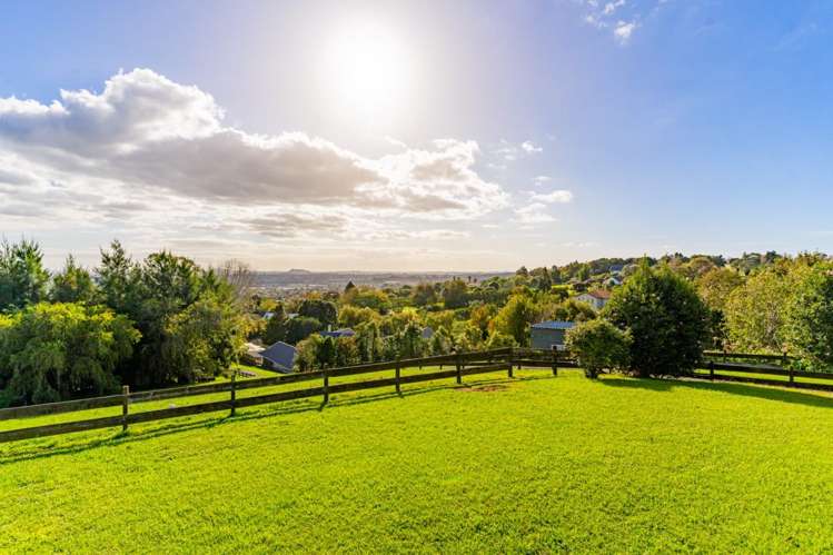 236 Point View Drive East Tamaki Heights_12