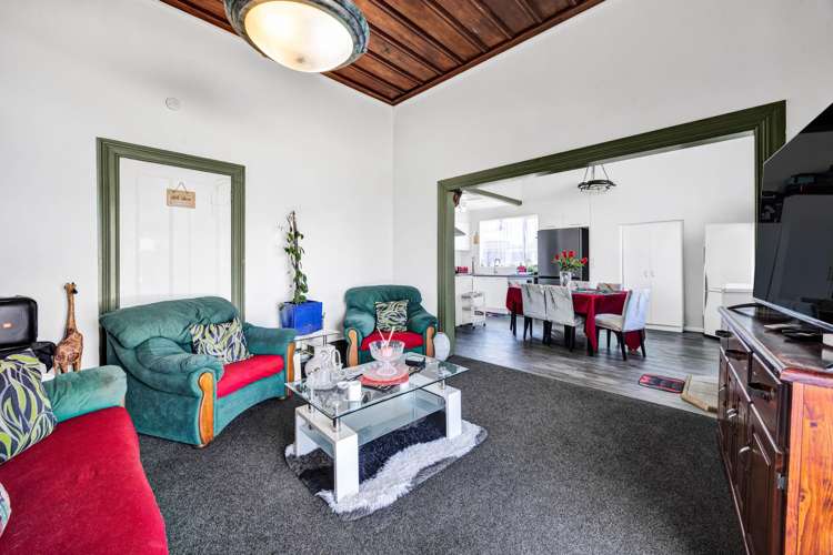 176 Glover Road Hawera_4