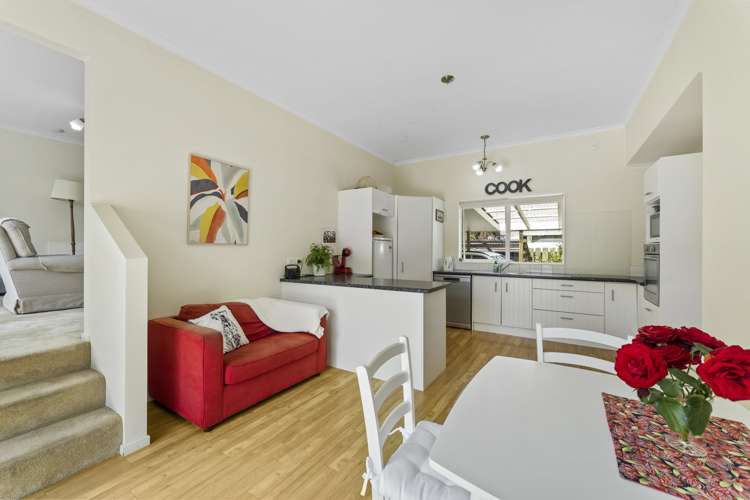 20 Kiharoa Street Otaki Beach_9