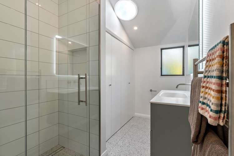 15 Indira Place Khandallah_17