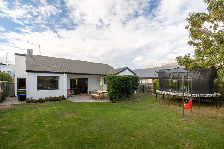 1 Hogan Lane Wanaka_12