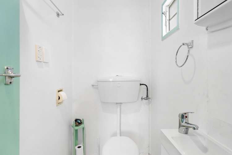 8 Craig Grove Elderslea_13