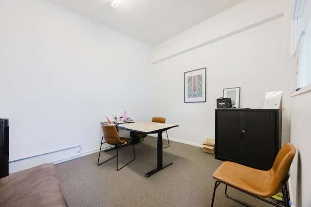 117E Avenue Road East Hastings Central_4
