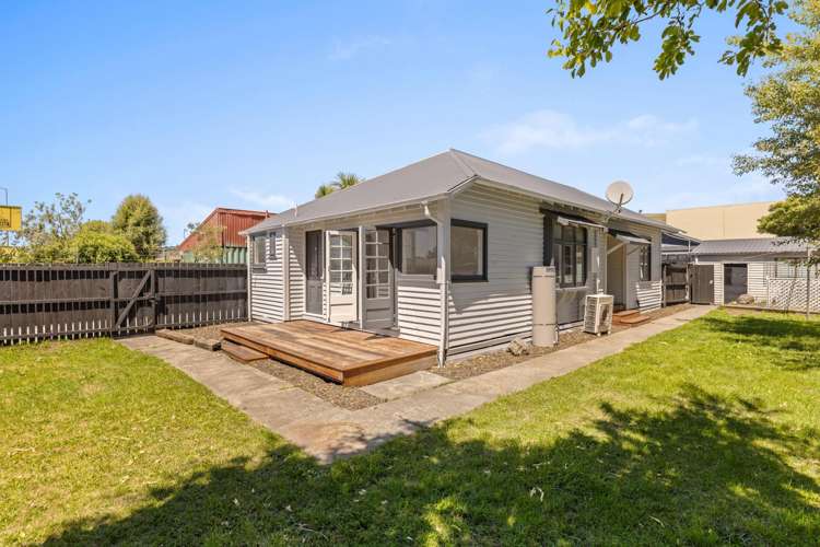 91A & 91 Garlands Road Hillsborough_2