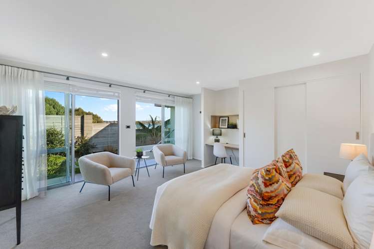 2/42 Bramley Drive Farm Cove_18
