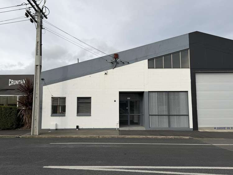 16 Roberts Street Dunedin Central_2